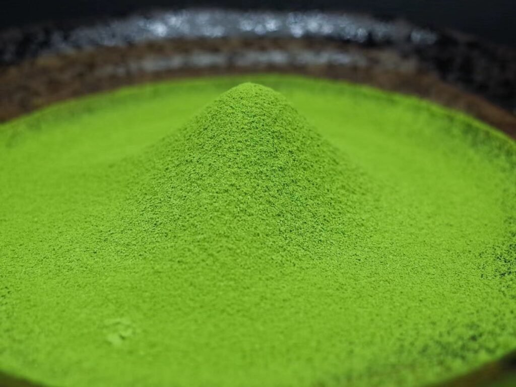 Vibrant green organic ceremonial grade matcha powder for wholesale